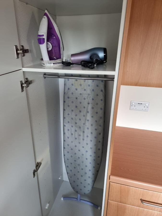 Private Rooms บาธ ภายนอก รูปภาพ