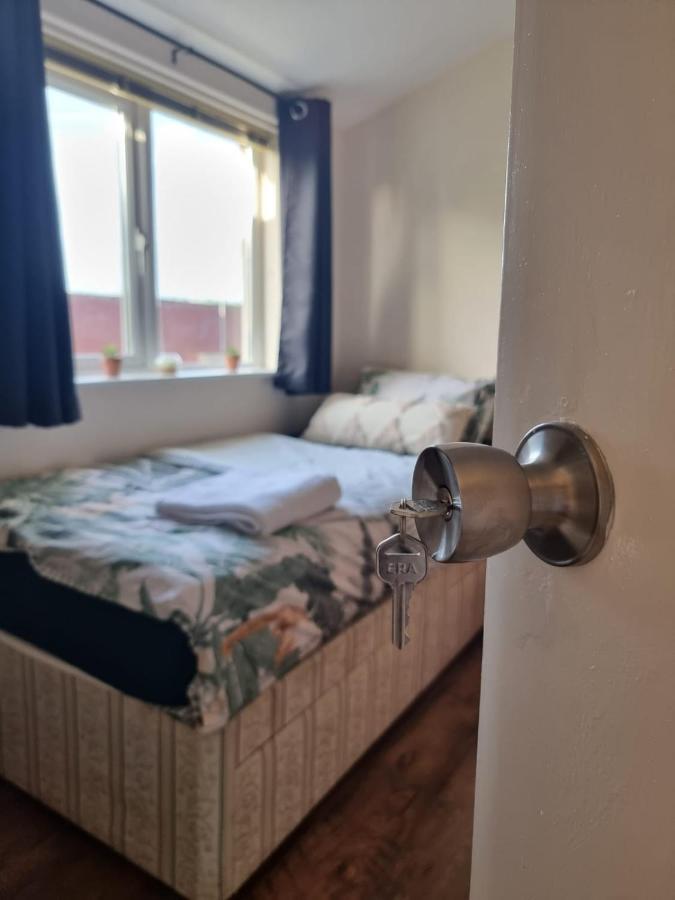 Private Rooms บาธ ภายนอก รูปภาพ